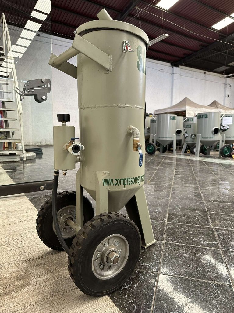 SANDBLASTER-SB70kg-1